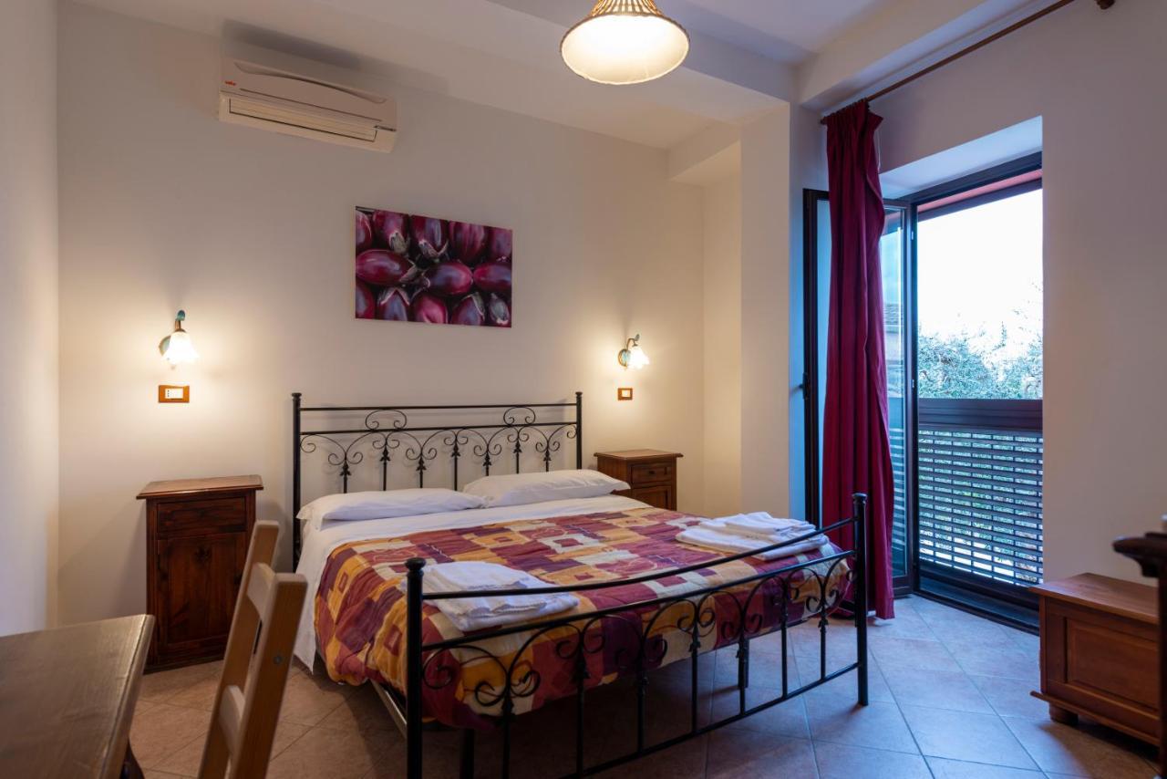 Agriturismo Dell'Etna Riposto Eksteriør bilde